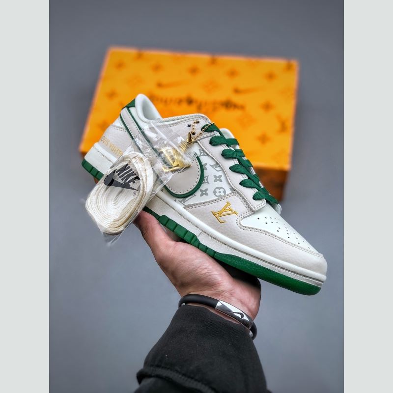 l**is V*t*n sneakers